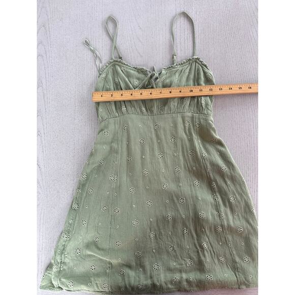 O'neill Sage Green tinkerbell Eyelet Lace Mini Dress Cottagecore Fairycore - Picture 3 of 5